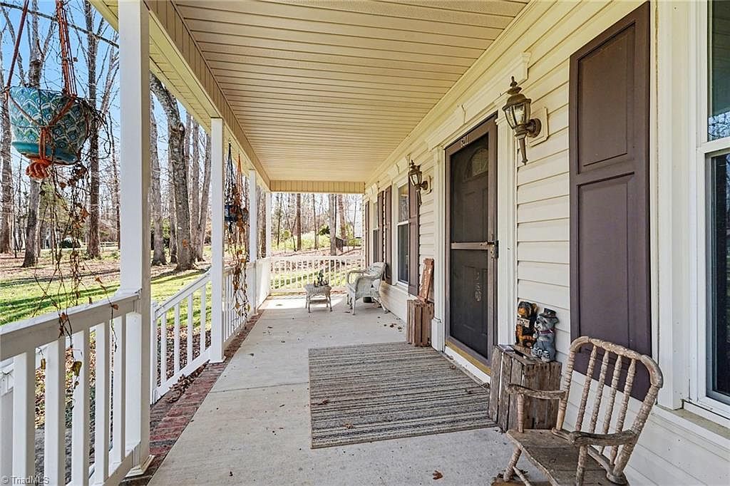 6211 Oak Forest Ct Summerfield, NC 27358 - Thumbnail 5