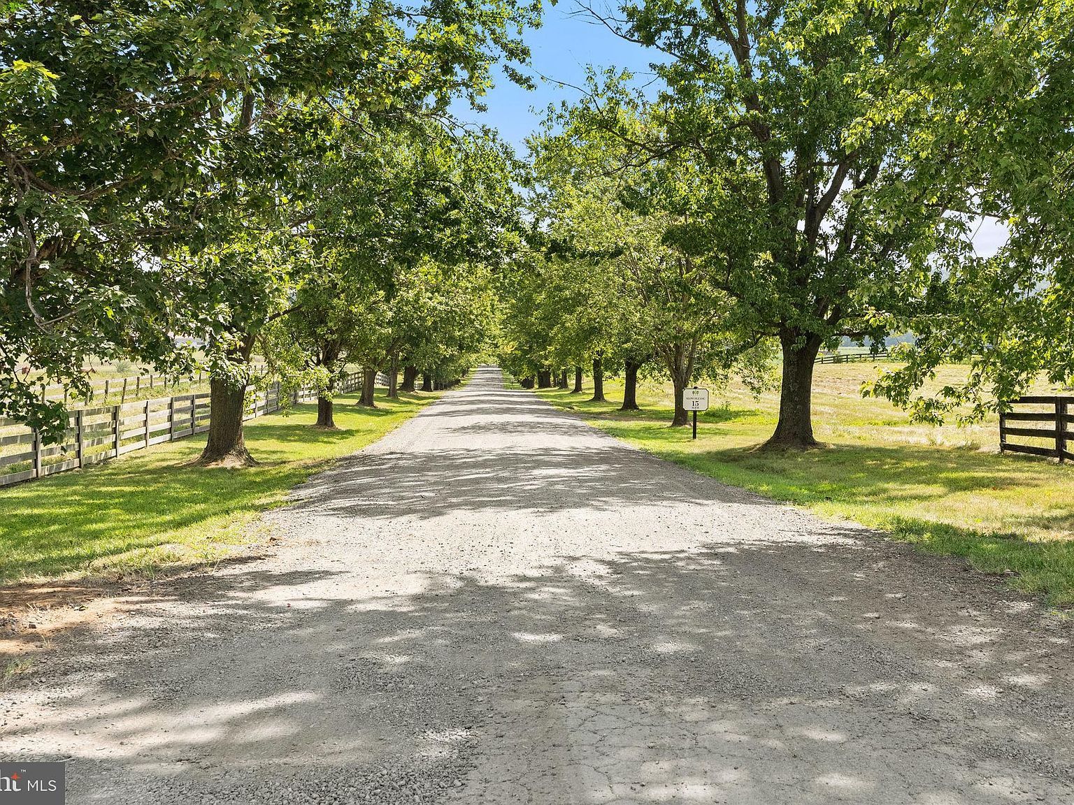 40332 Courtland Farm Ln Aldie, VA 20105 - Thumbnail 5