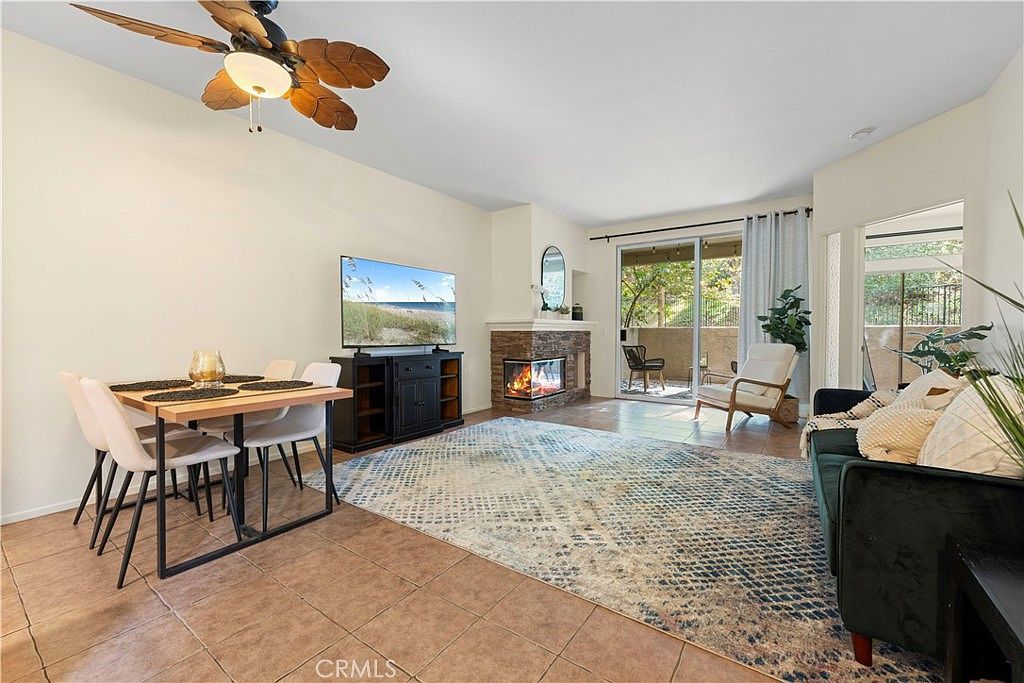 23930 Arroyo Park Dr Valencia, CA 91355 - Thumbnail 5