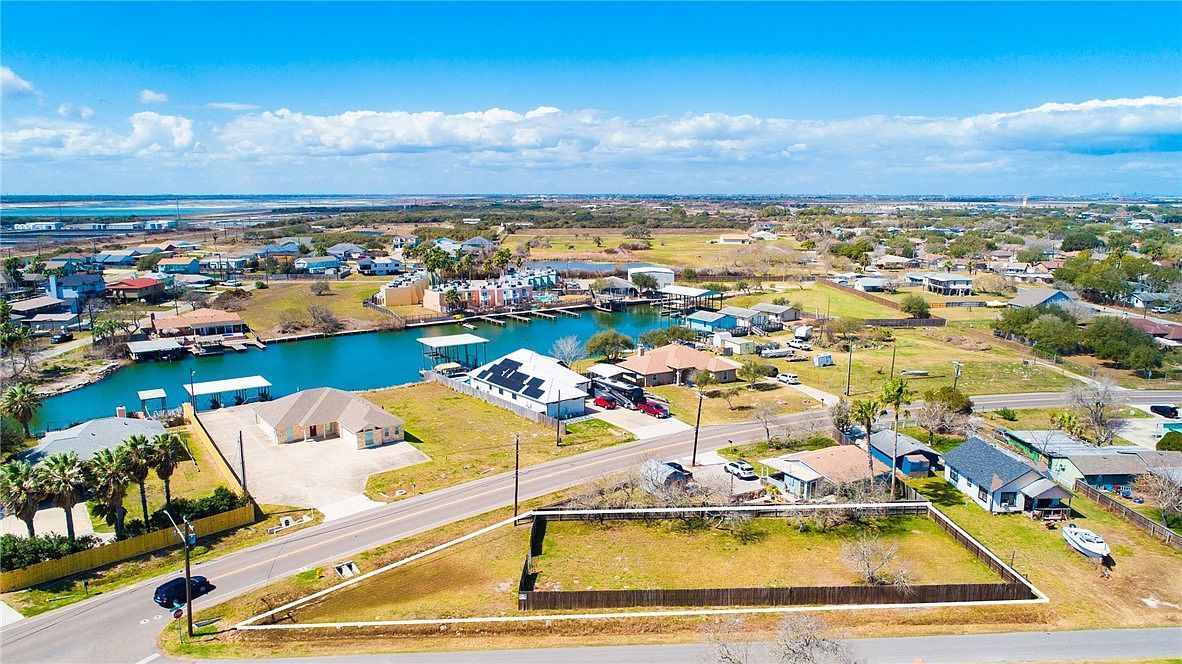 4126 & 4122 Summit Dr Corpus Christi, TX 78418 - Thumbnail 5