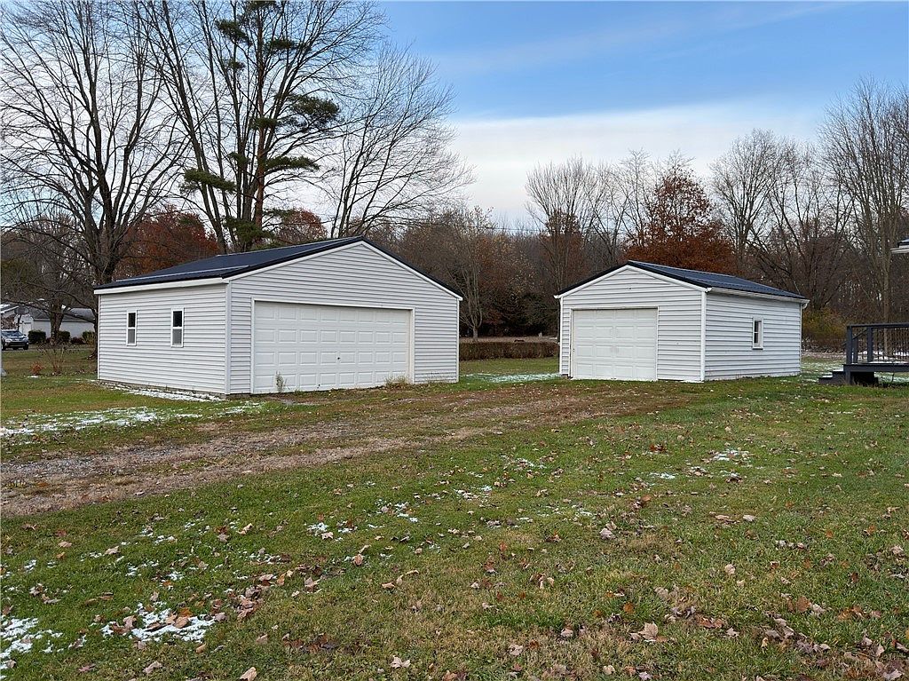 6964 Dermond Rd Hermitage, PA 16148 - Thumbnail 5