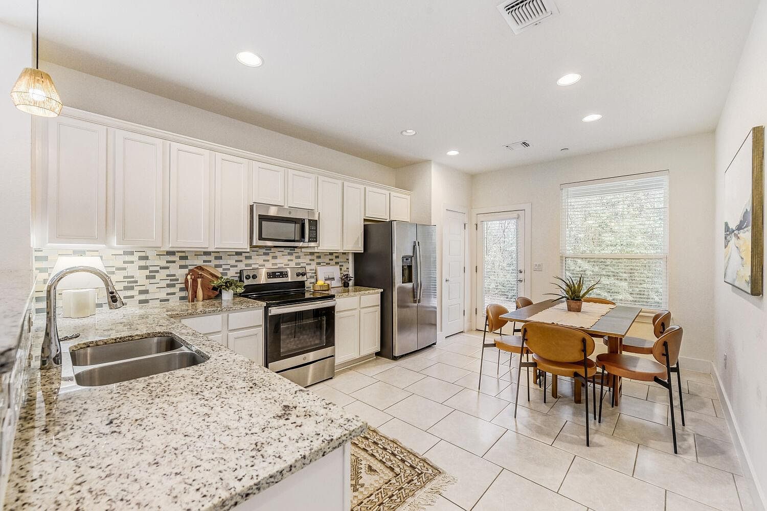 1719 Roseburg Dr Austin, TX 78754 - Thumbnail 5