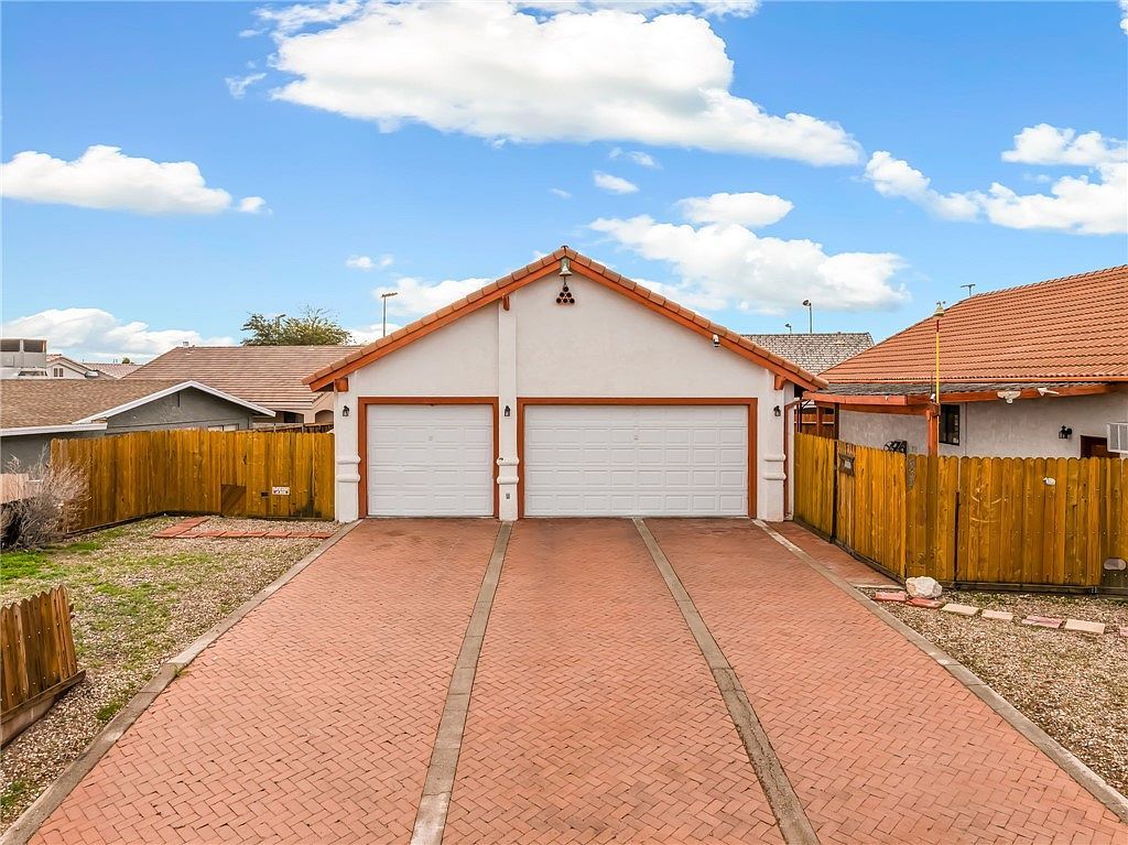 632 Lilac Ln Bullhead City, AZ 86442 - Thumbnail 5