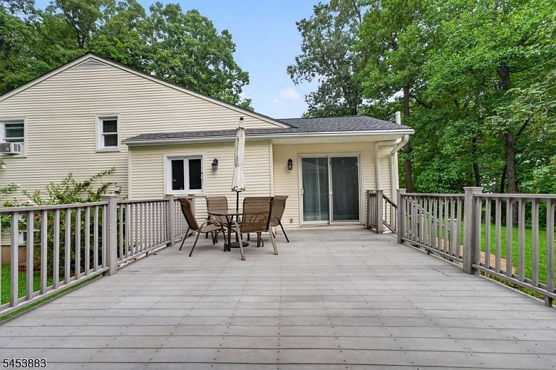 24 Cherryville Stanton Rd Flemington, NJ 08822 - Thumbnail 5