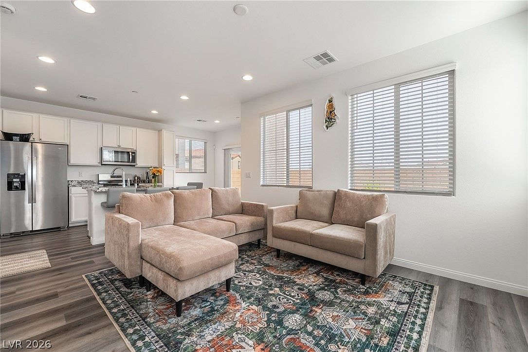 353 Silva Pl Henderson, NV 89011 - Thumbnail 5