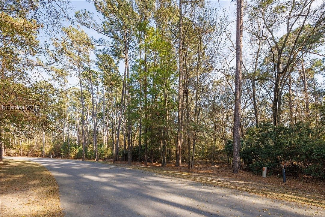 14 Vista Blvd W Saint Helena Island, SC 29920 - Thumbnail 5