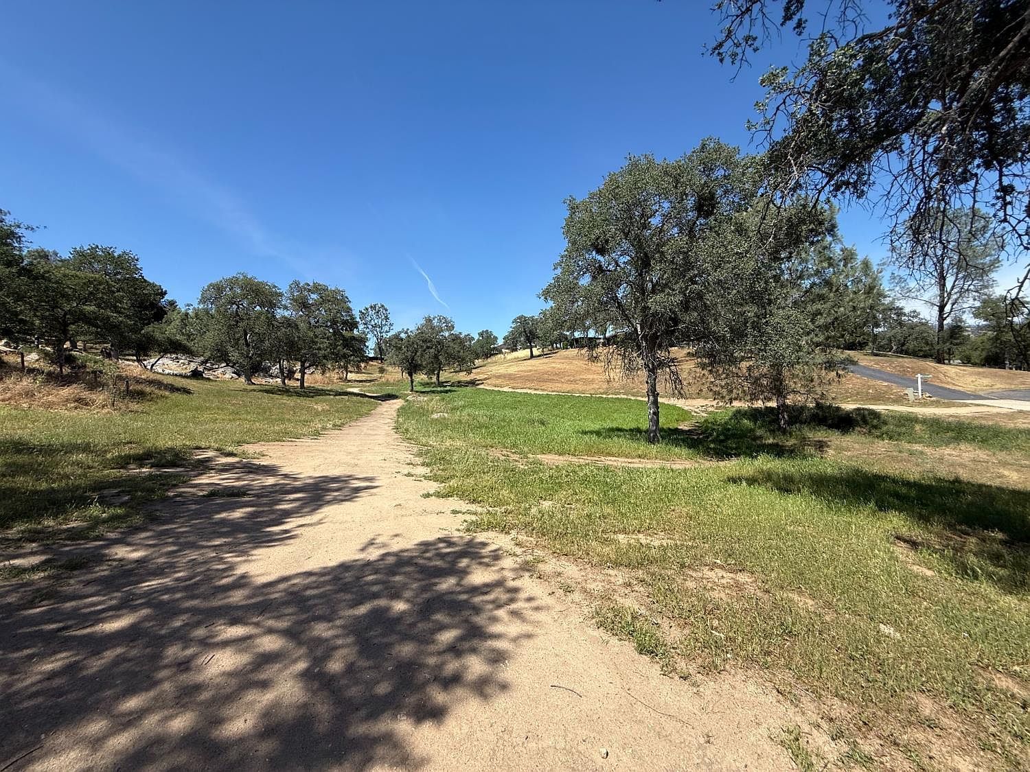 958 Kings Canyon Ct S Coarsegold, CA 93614 - Thumbnail 5