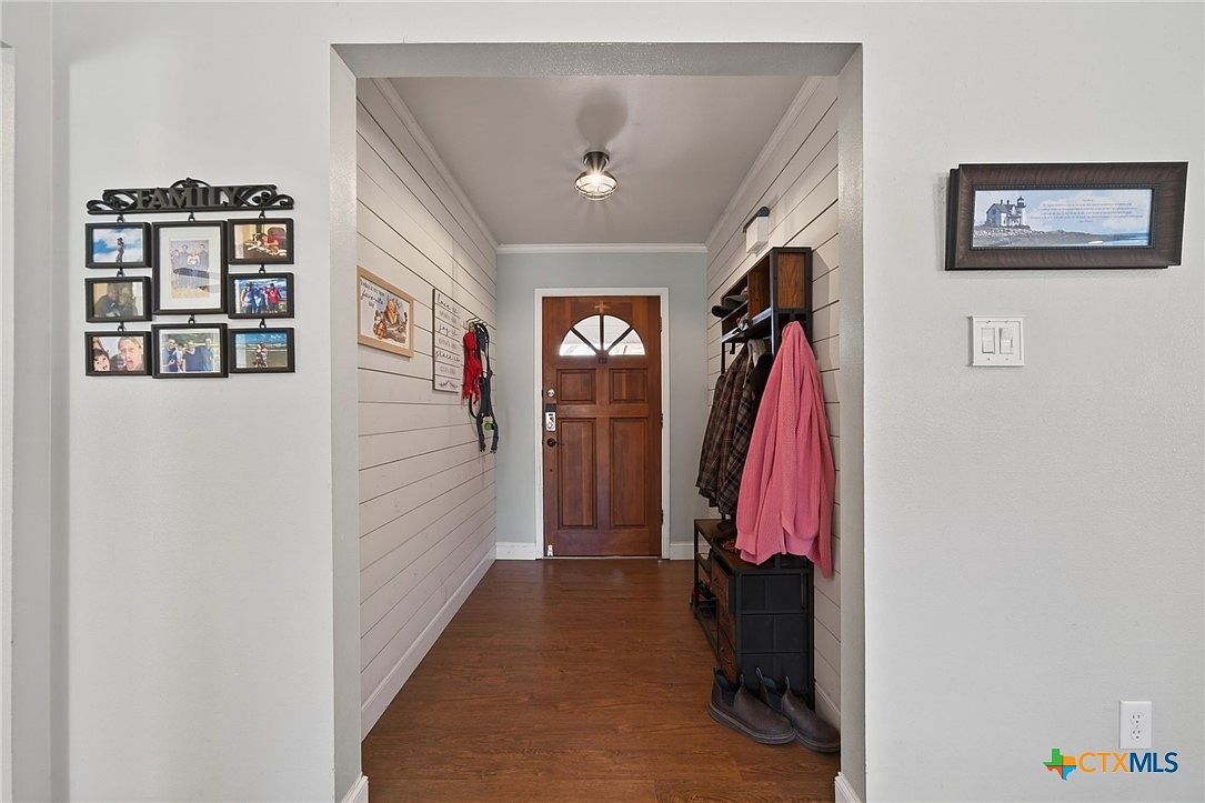 1911 Palace Dr New Braunfels, TX 78130 - Thumbnail 5