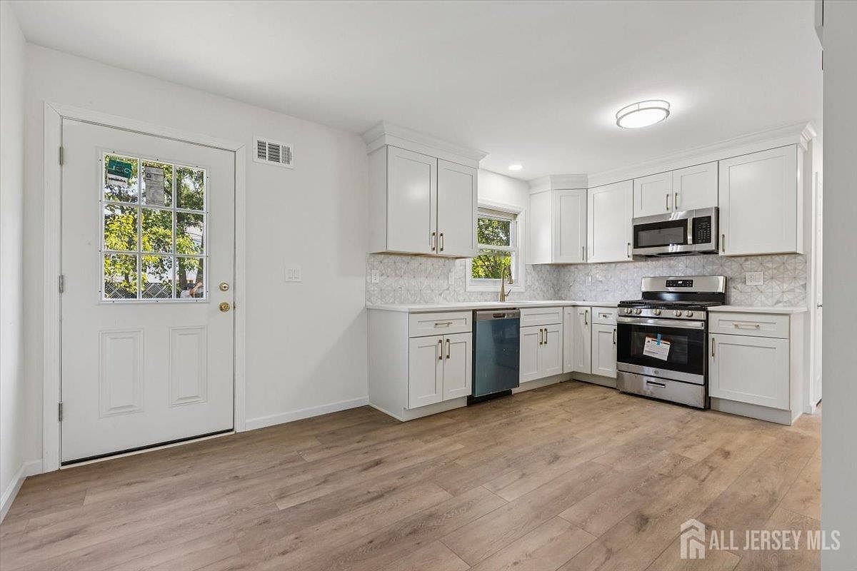 38 Lincoln Ave Colonia, NJ 07067 - Thumbnail 5