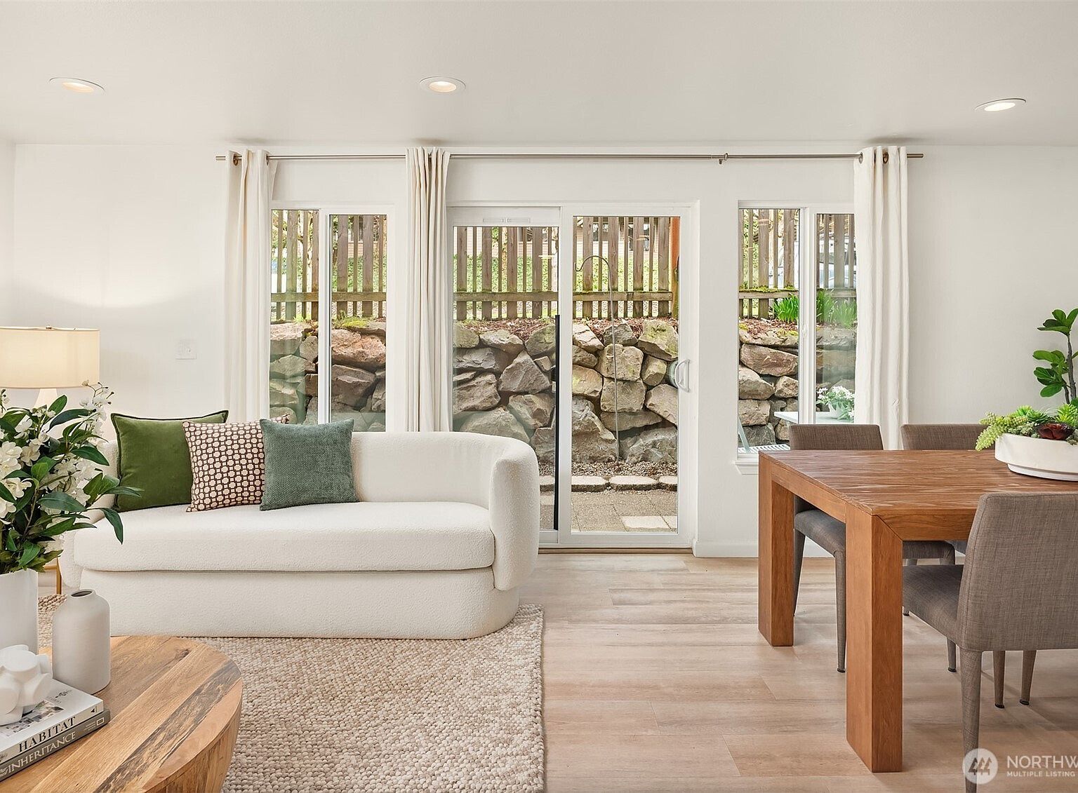 3661 Phinney Ave N APT 109 Seattle, WA 98103 - Thumbnail 5