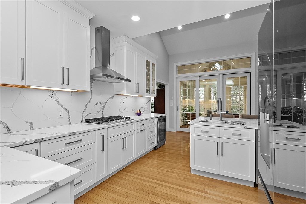 21 Carriage Hill Cir Southborough, MA 01772 - Thumbnail 5