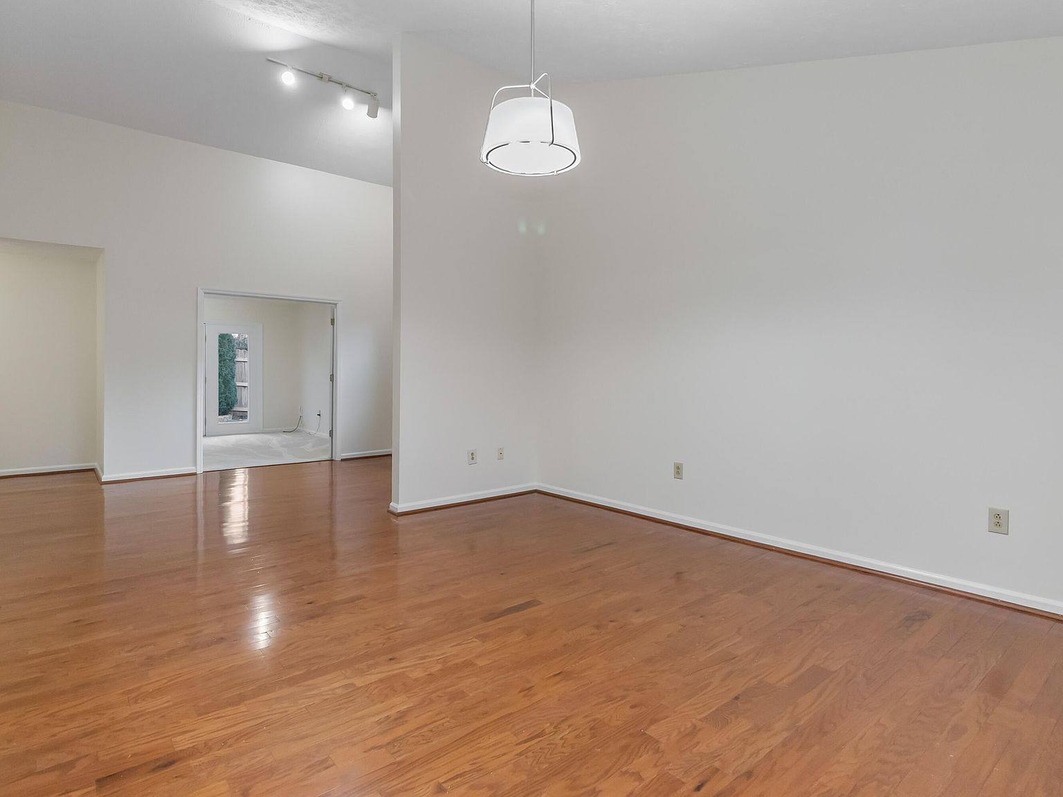 2504 Ashbrooke Dr Lexington, KY 40513 - Thumbnail 5