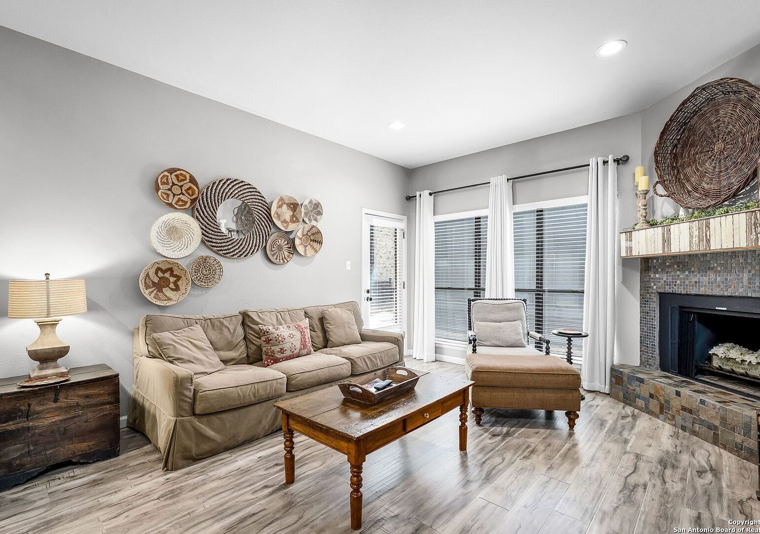 371 W Lincoln St APT B114 New Braunfels, TX 78130 - Thumbnail 5