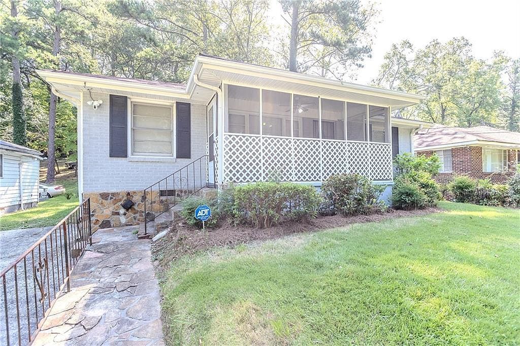 145 Holly Rd NW Atlanta, GA 30314 - Thumbnail 5