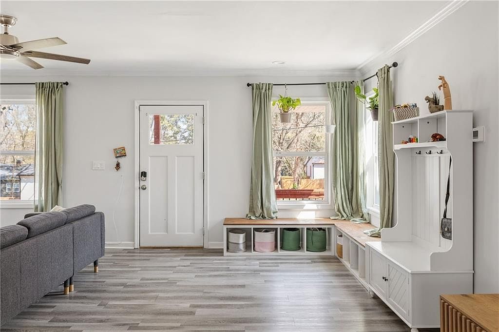 1393 Byrere Ter SW Atlanta, GA 30310 - Thumbnail 5