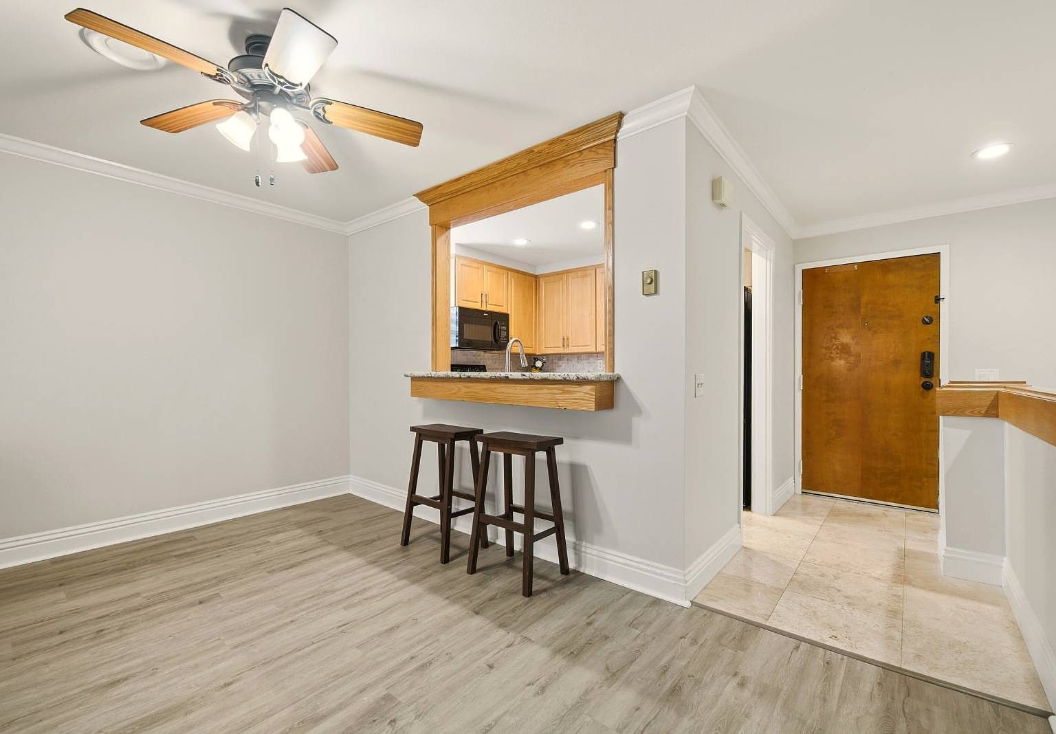 8860 Villa La Jolla Dr UNIT 222 La Jolla, CA 92037 - Thumbnail 5