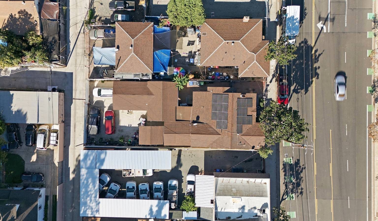 214 S Flower St Santa Ana, CA 92703 - Thumbnail 5