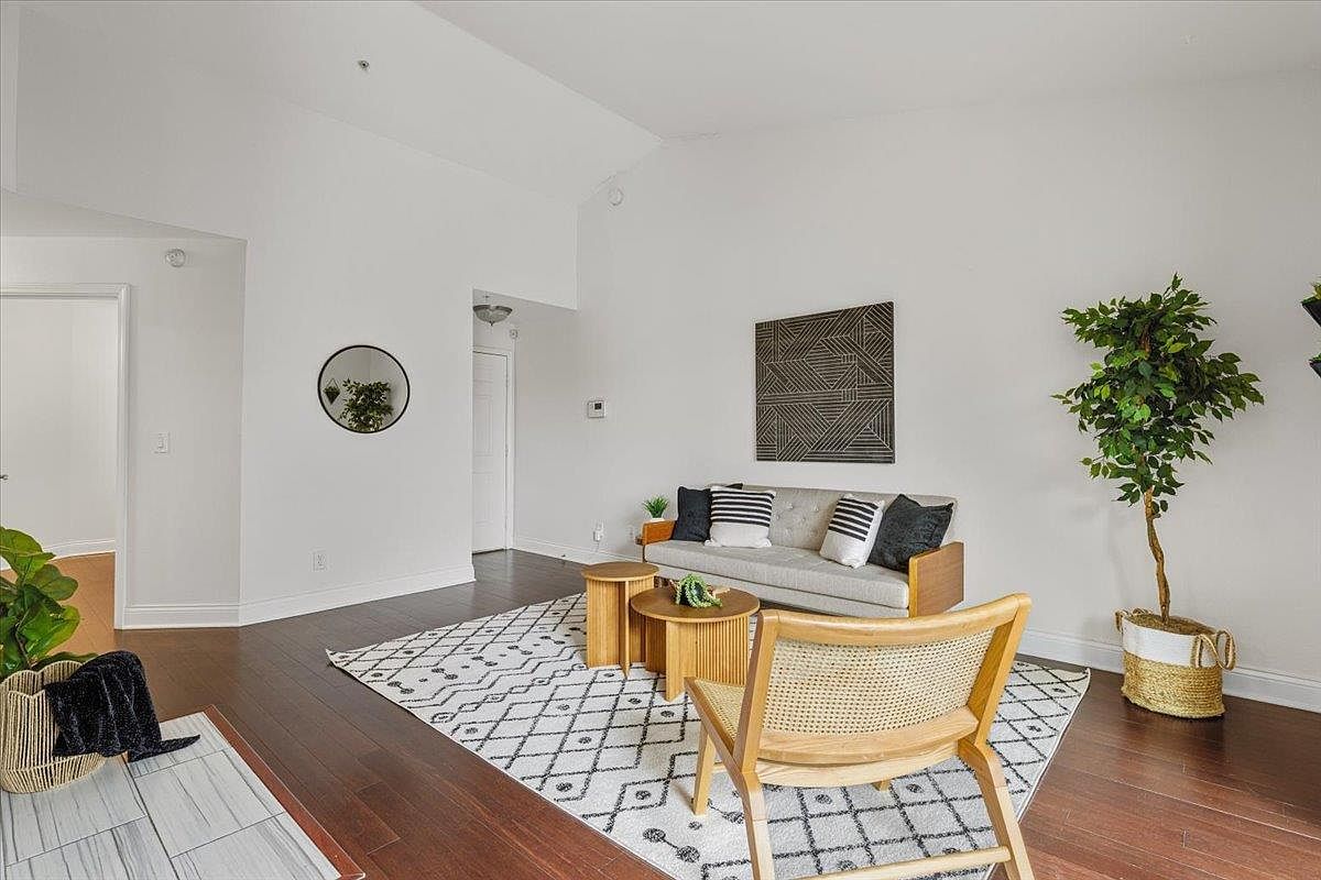 6000 Shepherd Mountain Cv Unit 411 Austin, TX 78730 - Thumbnail 5