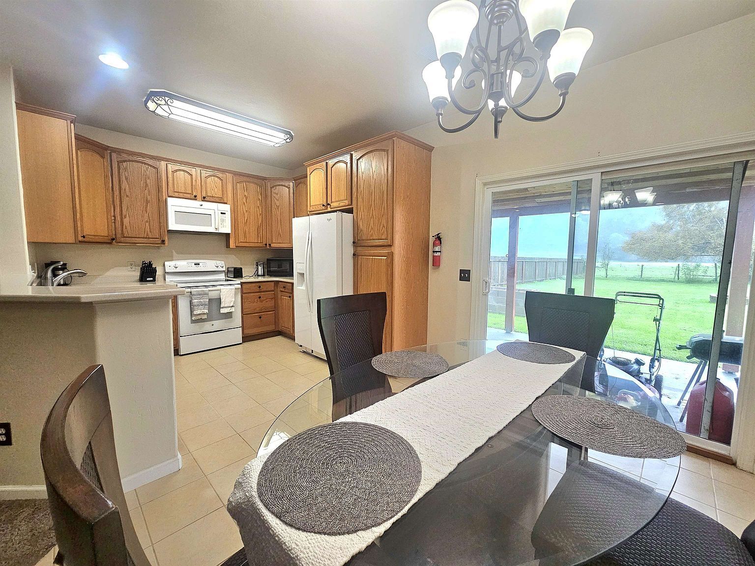 77 Maple Rd Klamath, CA 95548 - Thumbnail 5