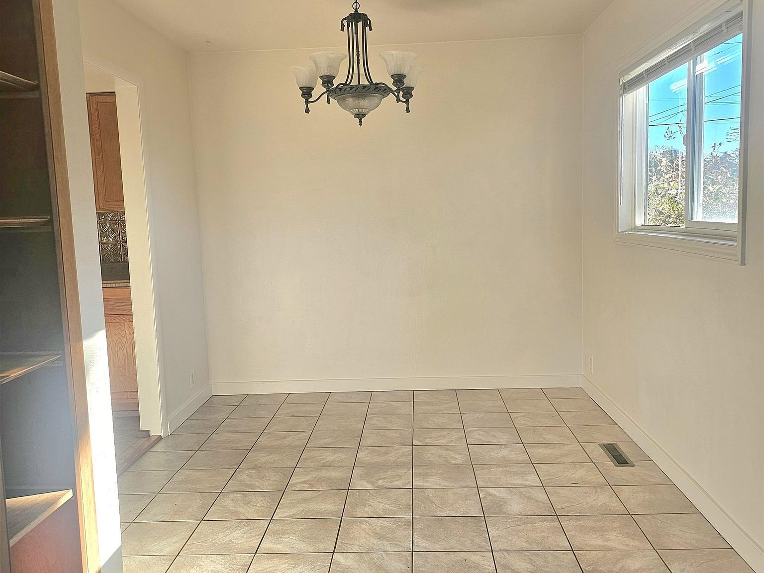 902 Fresno St Crescent City, CA 95531 - Thumbnail 5