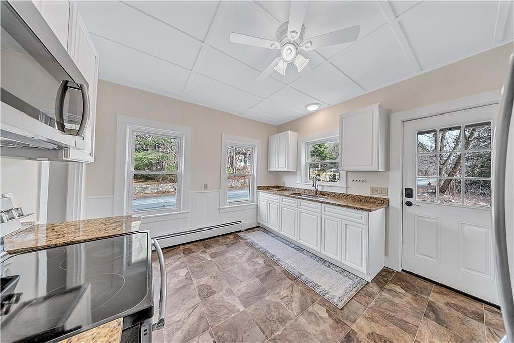 375 S Main St Pascoag, RI 02859 - Thumbnail 5