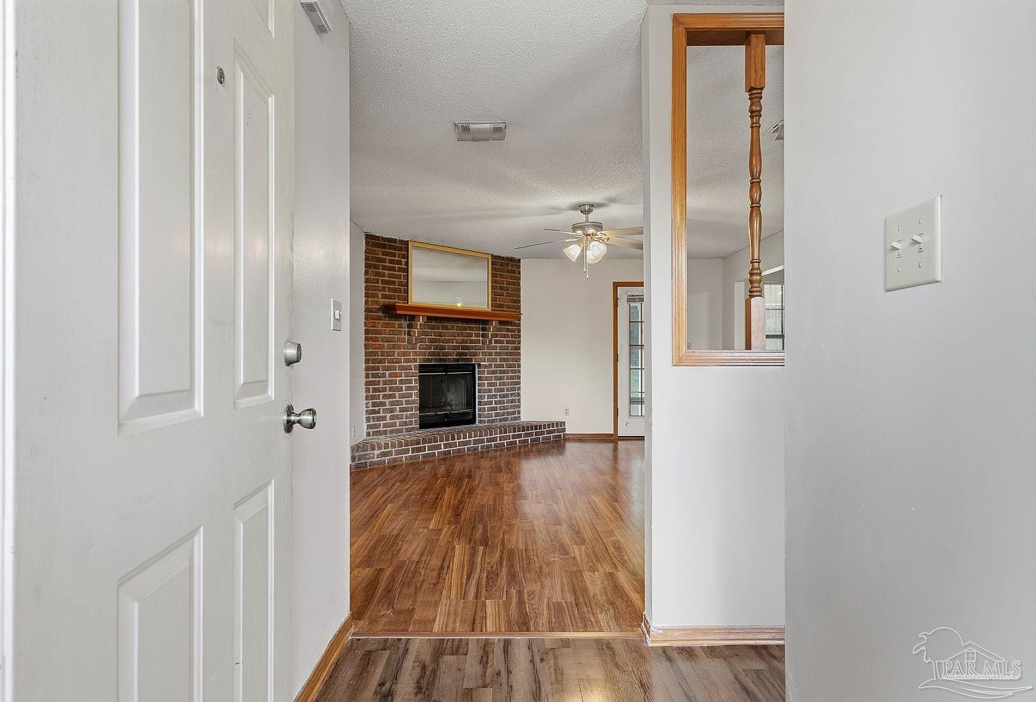 3928 Deerwood Cir Pace, FL 32571 - Thumbnail 5