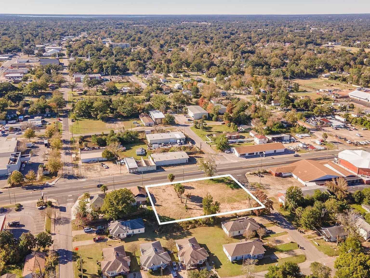 910 N Pace Blvd Pensacola, FL 32501 - Thumbnail 5