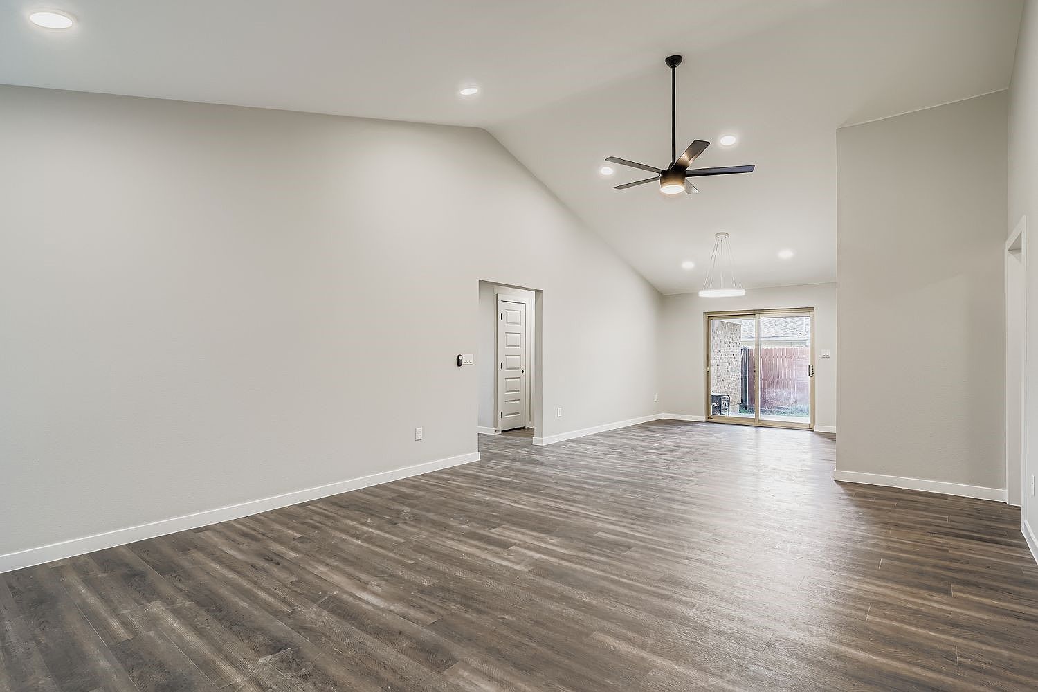 3809 Misty Meadow Dr Fort Worth, TX 76133 - Thumbnail 5