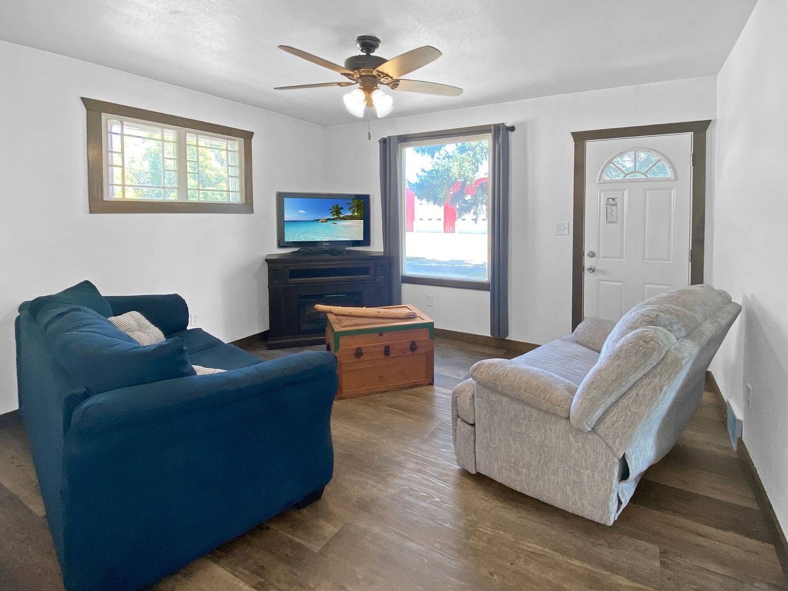 413 S Central Ave Fairview, MT 59221 - Thumbnail 5