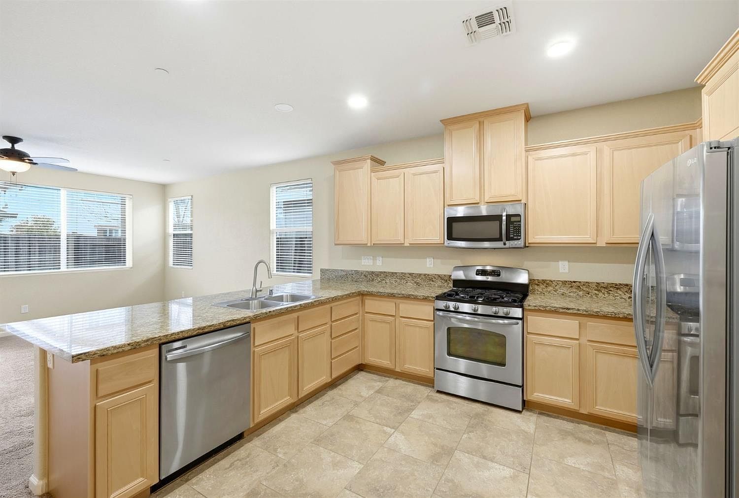 12233 Habitat Way Rancho Cordova, CA 95742 - Thumbnail 5