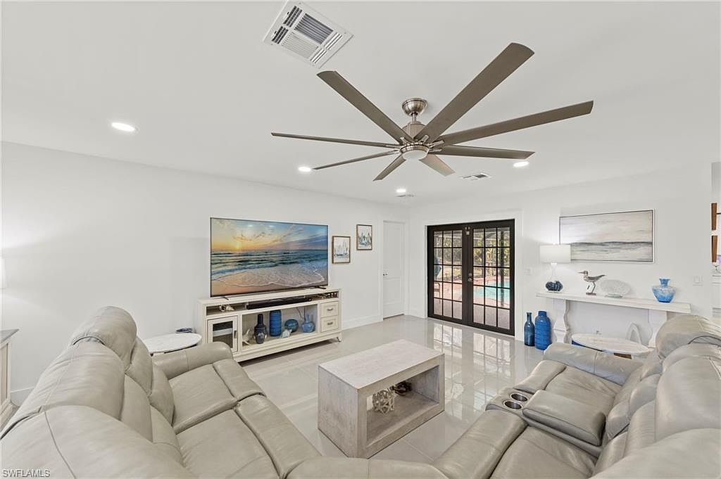 2232 Randolph Dr Fort Myers, FL 33905 - Thumbnail 5