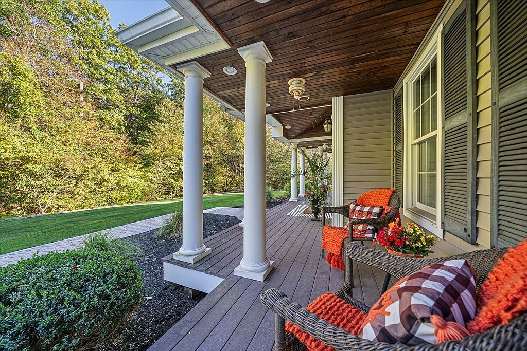 74 Crabtree Ln Abington, MA 02351 - Thumbnail 5