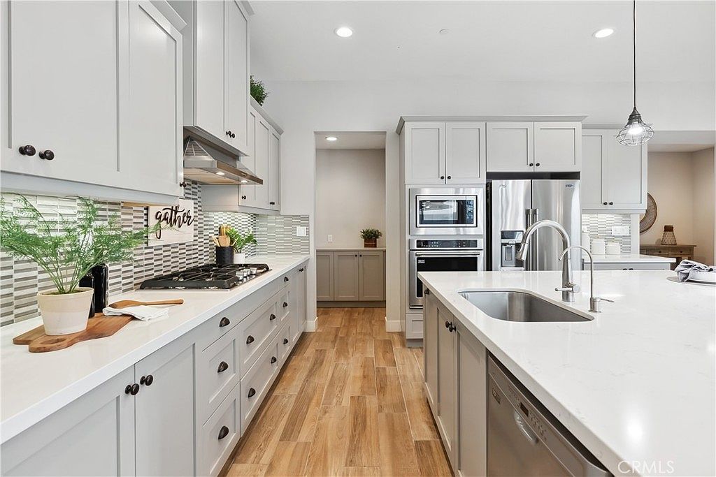 27 Alienta Ln Mission Viejo, CA 92694 - Thumbnail 5