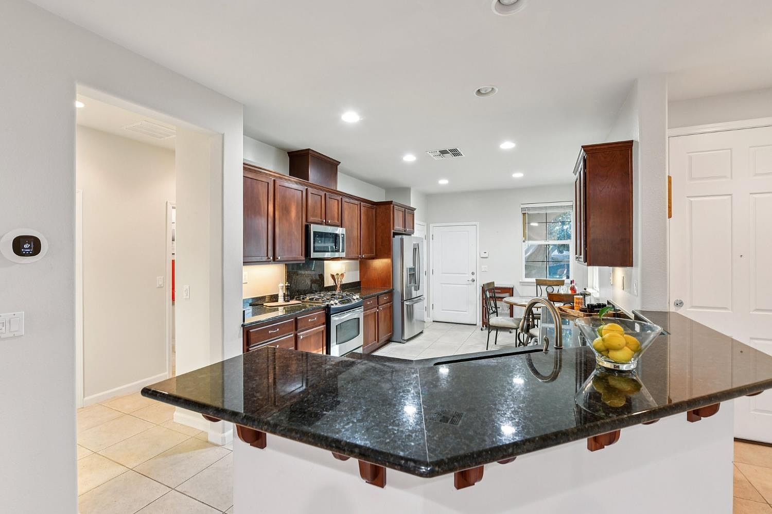 7448 Abbey Cir Elk Grove, CA 95757 - Thumbnail 5