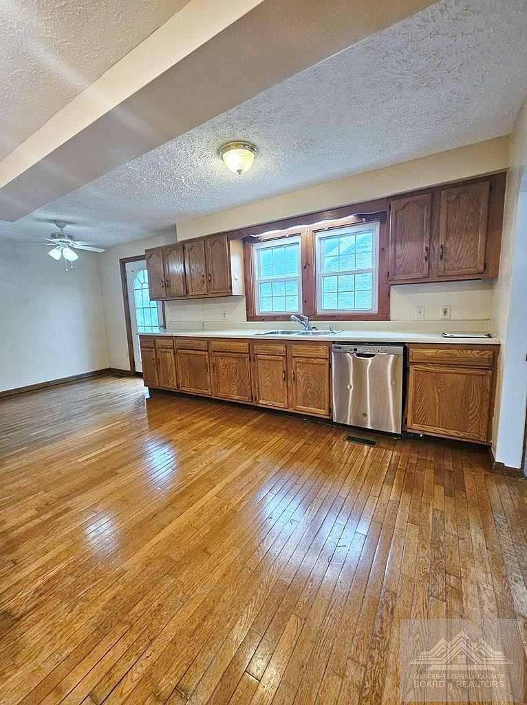 119 Edgemont Dr Princeton, WV 24740 - Thumbnail 5