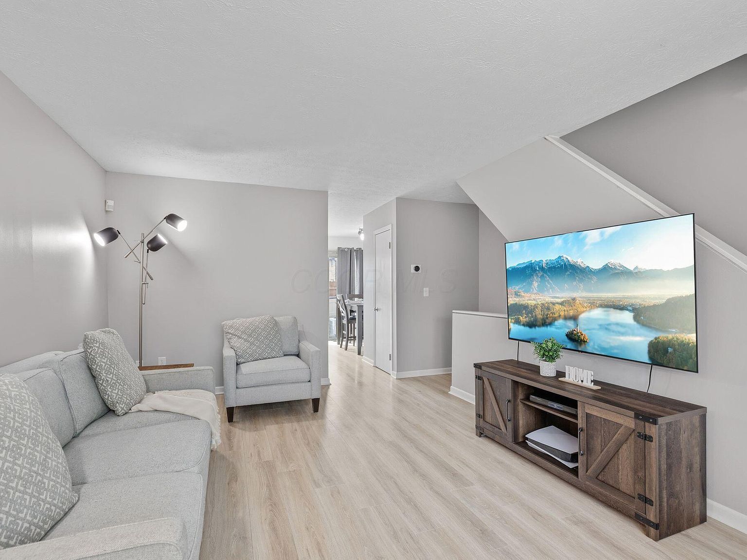 4641 Orwell Dr Columbus, OH 43220 - Thumbnail 5