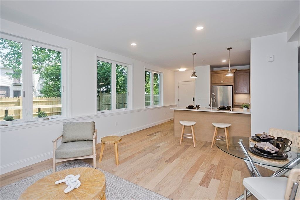 107 Williams St Northampton, MA 01060 - Thumbnail 5