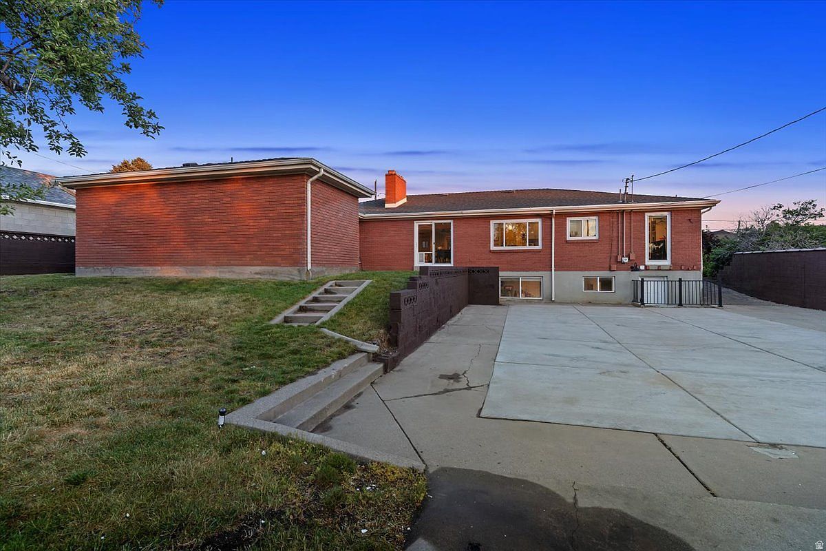 555 E Pages Ln Centerville, UT 84014 - Thumbnail 5