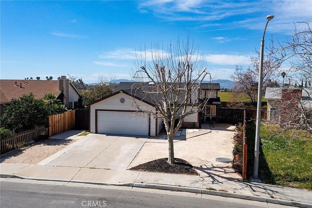 1738 The Willows Rd San Jacinto, CA 92583 - Thumbnail 5