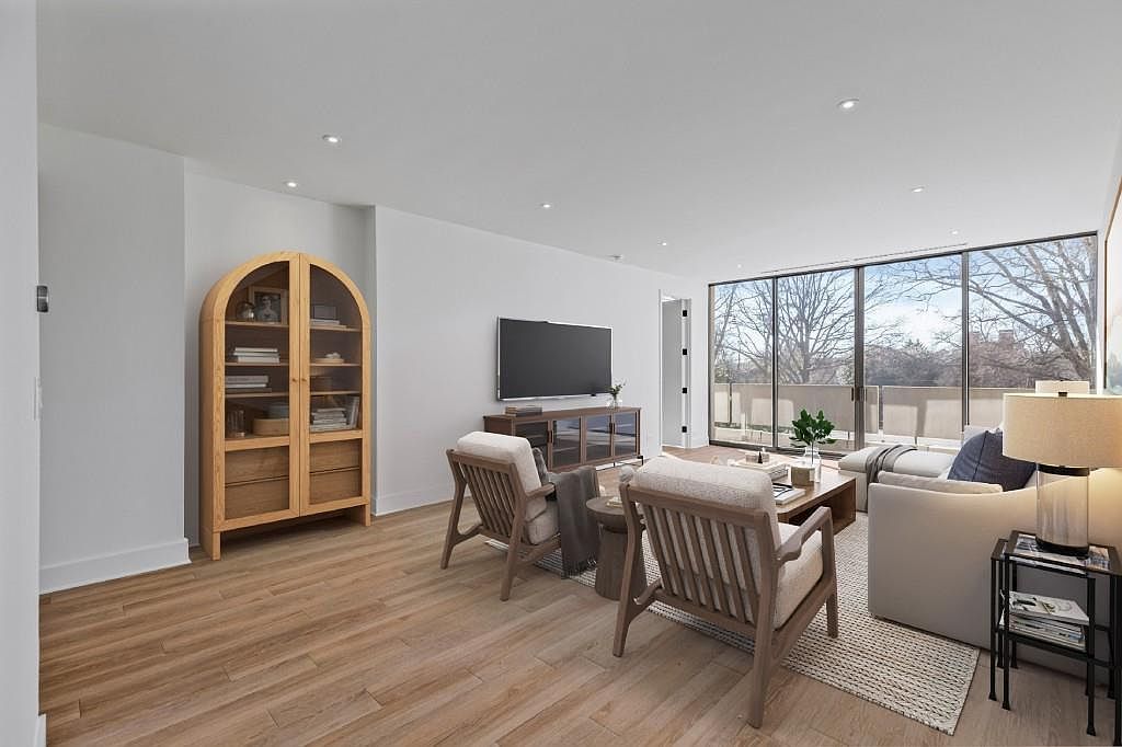 2575 Peachtree Rd NE #6G Atlanta, GA 30305 - Thumbnail 5