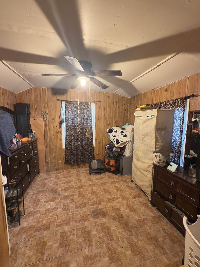 310 SE 3rd St Andrews, TX 79714 - Thumbnail 5