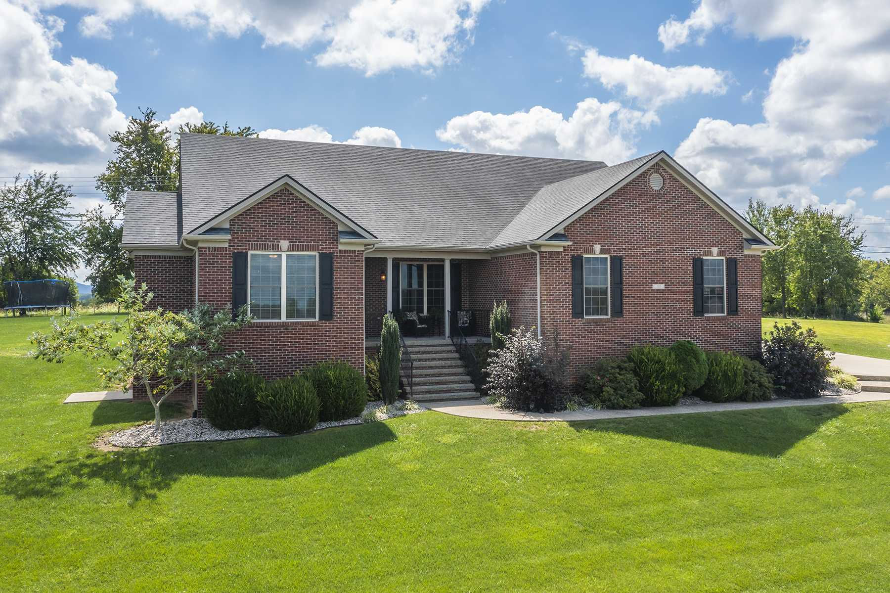 305 Hampton Hall Drive, Berea, KY, USA, 40403 - Thumbnail 5