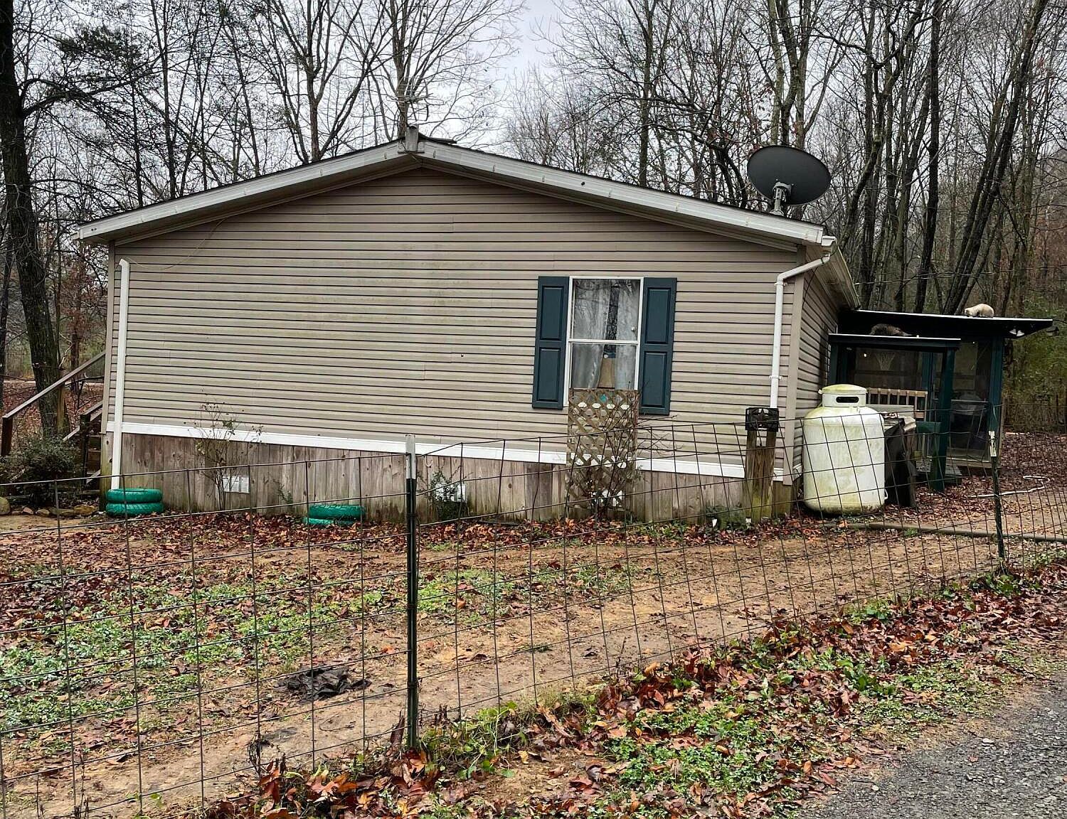 122 Haddock Ln Benton, TN 37307 - Thumbnail 5