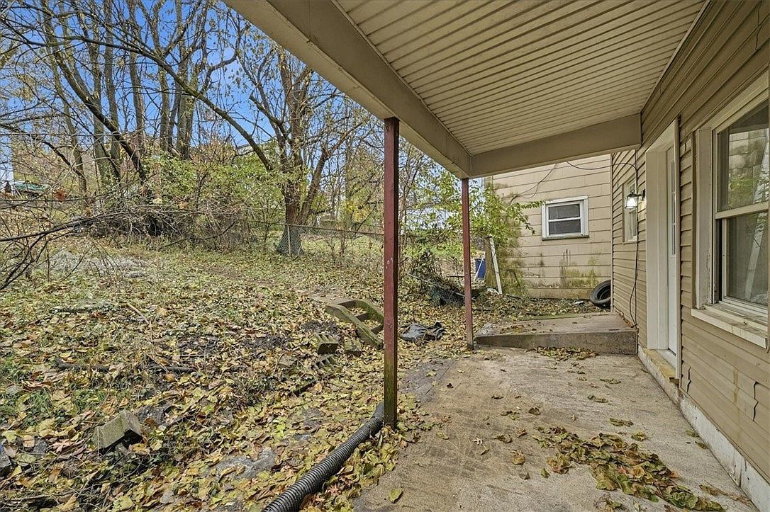 2728 Glen Mawr St Pittsburgh, PA 15204 - Thumbnail 5