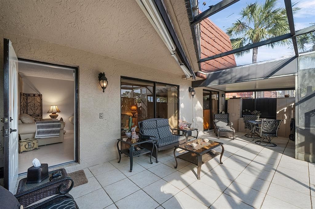 8373 Boca Rio Dr Boca Raton, FL 33433 - Thumbnail 5