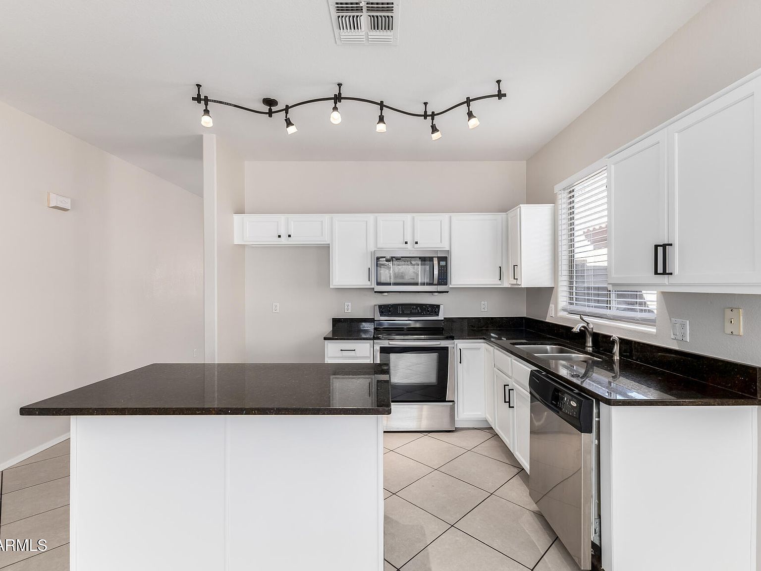 10509 E Flower Ave Mesa, AZ 85208 - Thumbnail 5
