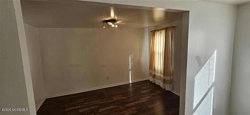 402 Green St W Millville, NJ 08332 - Thumbnail 5