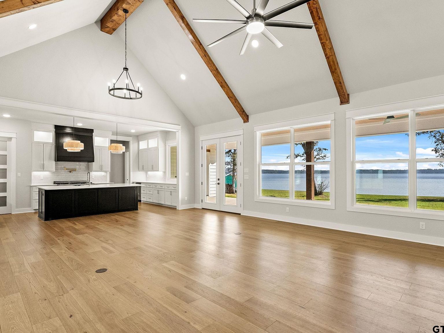 22405 Blue Water Rd Chandler, TX 75758 - Thumbnail 5