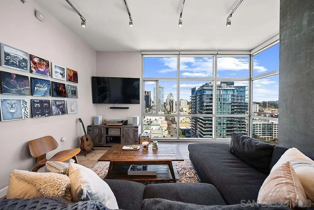 800 The Mark Ln Unit 2104 San Diego, CA 92101 - Thumbnail 5