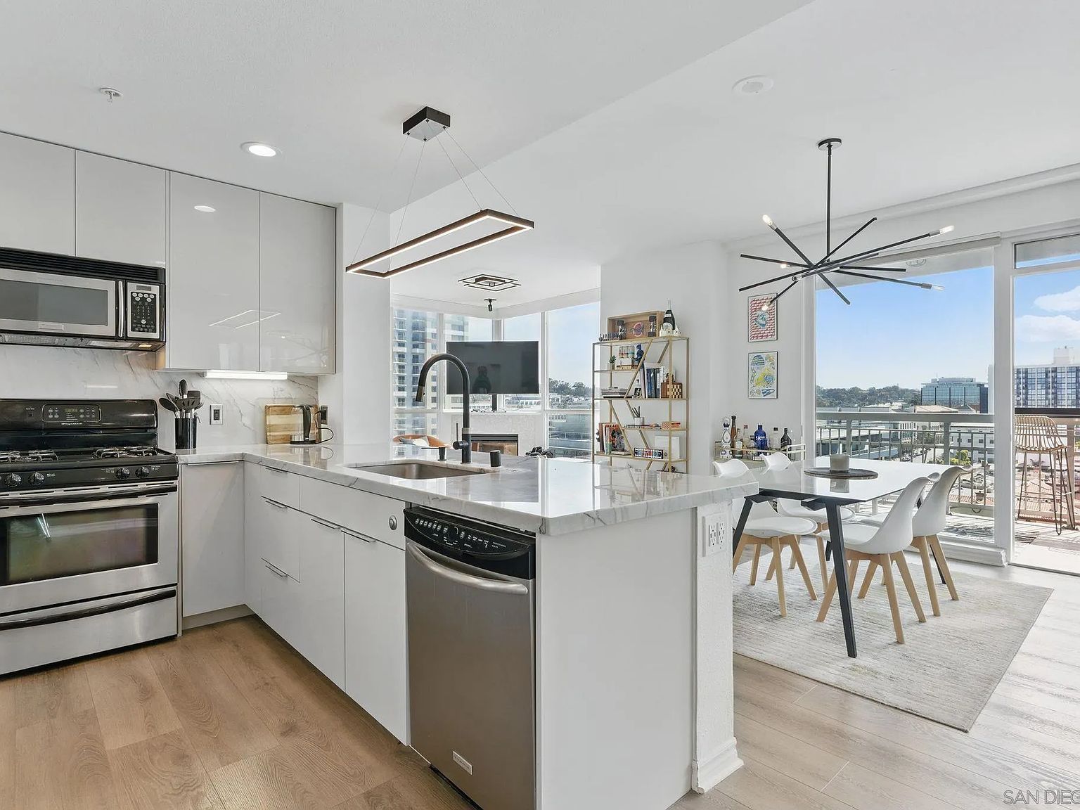 300 W Beech St Unit 1408 San Diego, CA 92101 - Thumbnail 5